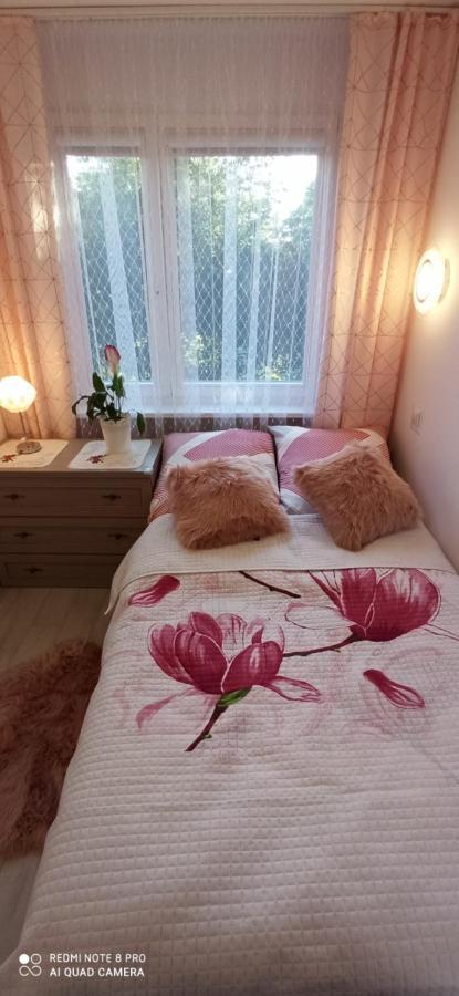 Magdalenka Appartement Legnica Buitenkant foto