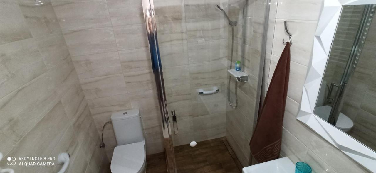 Magdalenka Appartement Legnica Buitenkant foto